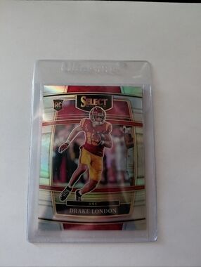 Select Drake London USC Rookie Card - Silver